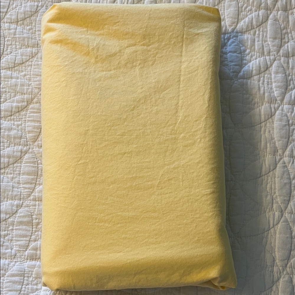 Ralph Lauren queen flat sheet